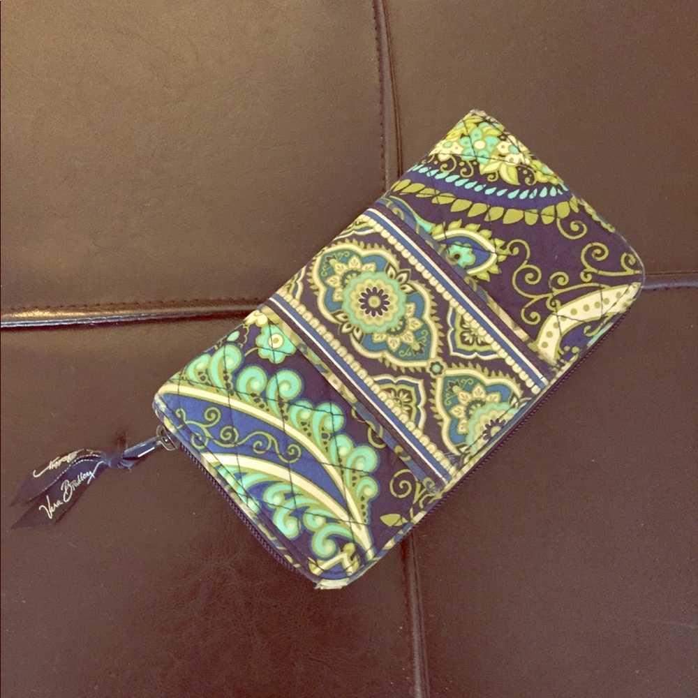 Vera Bradley Blue/Green Paisley Quilted Wallet